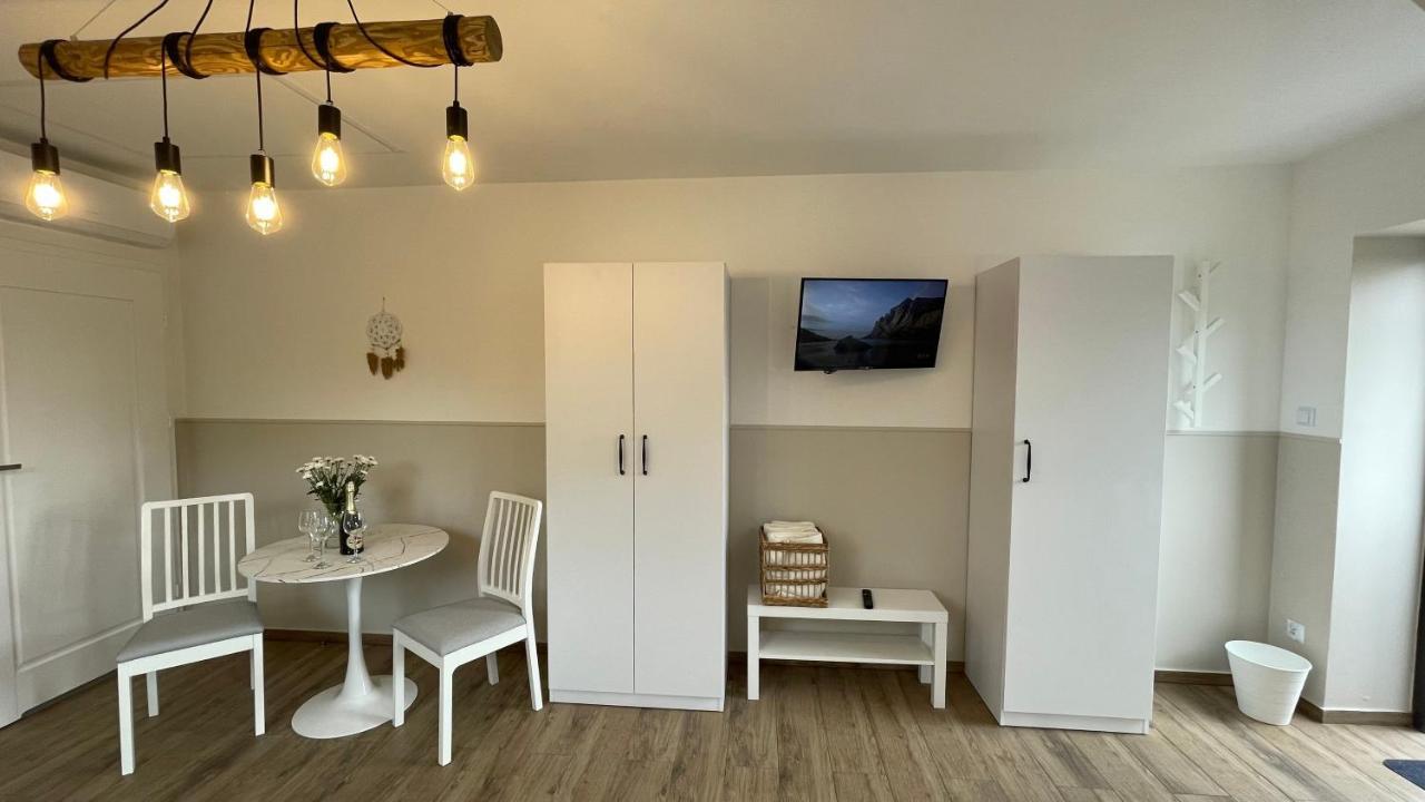 Apartamenty Nad Jeziorem Bialym Augustów Kültér fotó